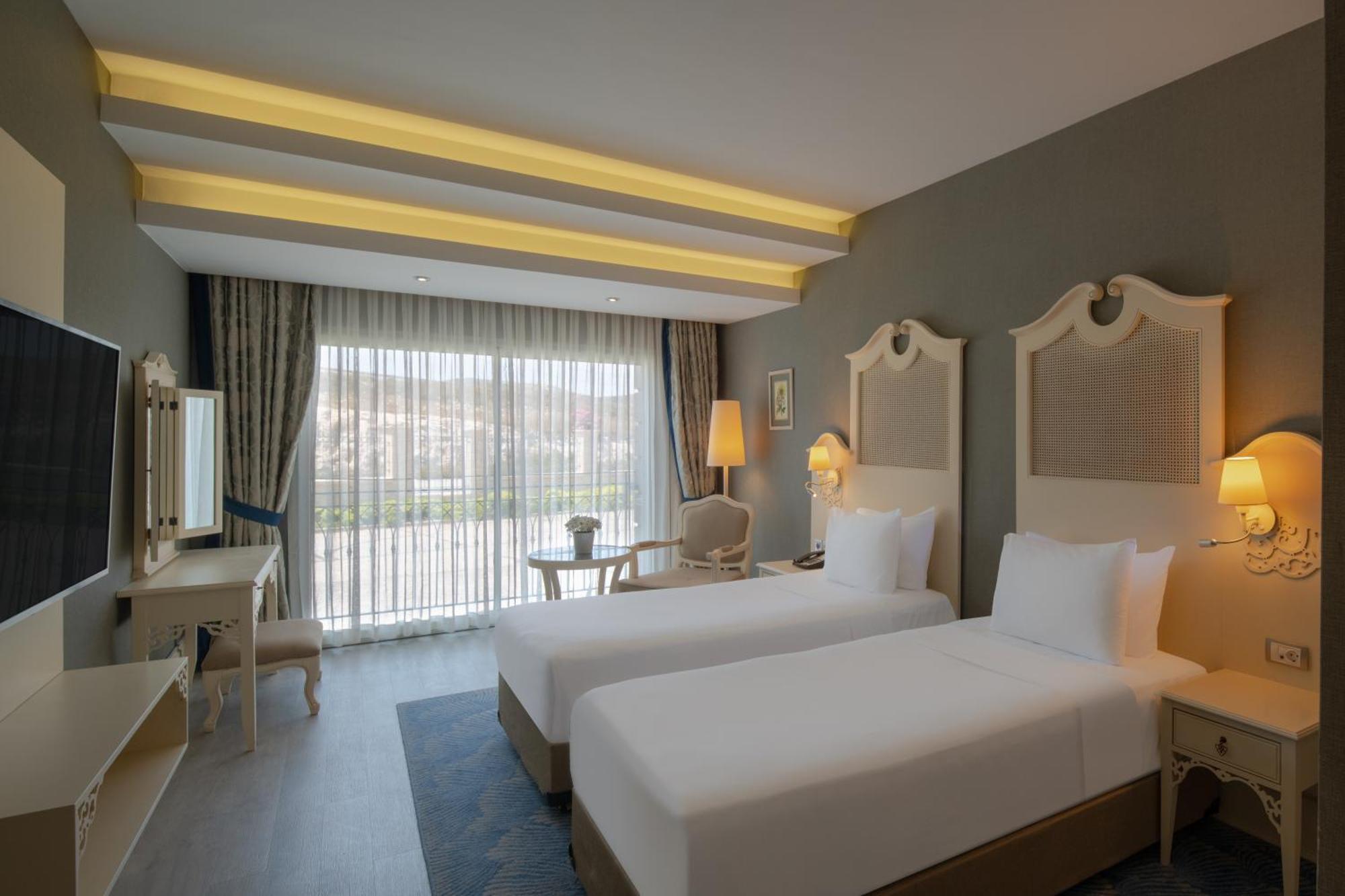 Dolce By Wyndham Cesme Alacatı Bagian luar foto