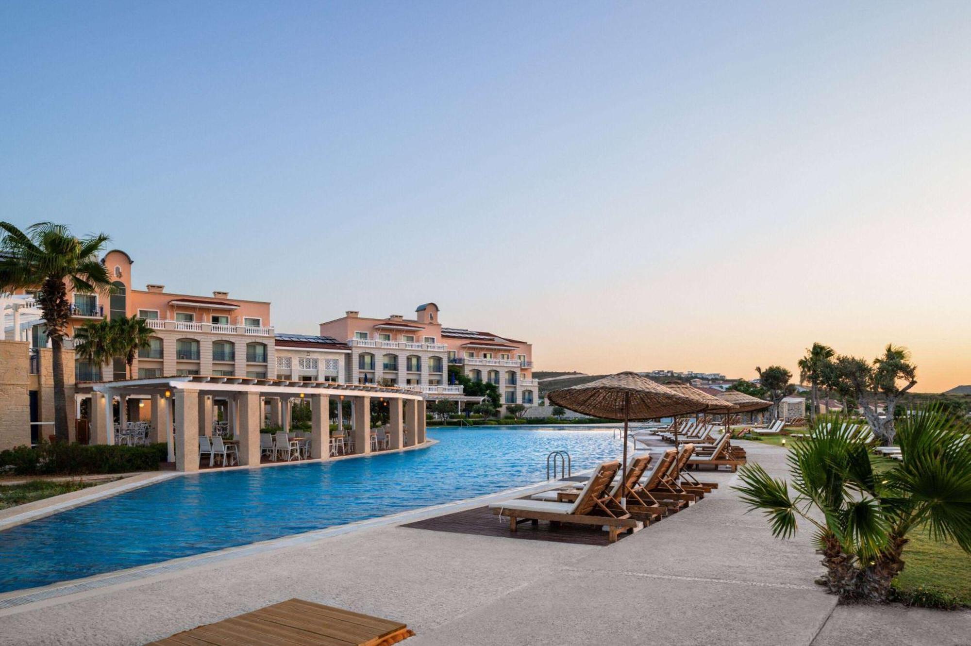 Dolce By Wyndham Cesme Alacatı Bagian luar foto